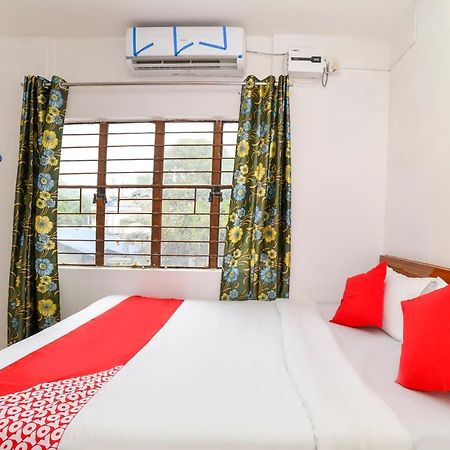 Oyo 40893 Hotel Lotus Guwahati Ngoại thất bức ảnh