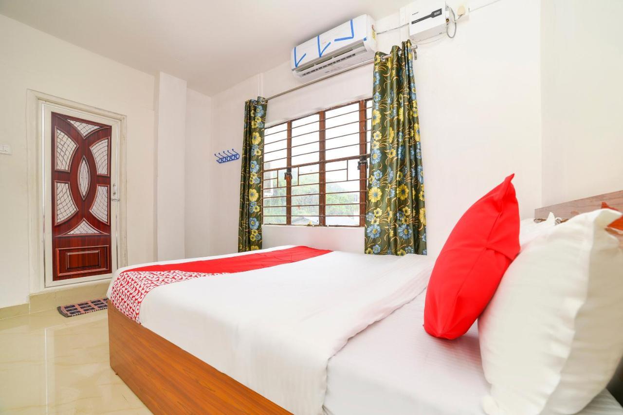 Oyo 40893 Hotel Lotus Guwahati Ngoại thất bức ảnh