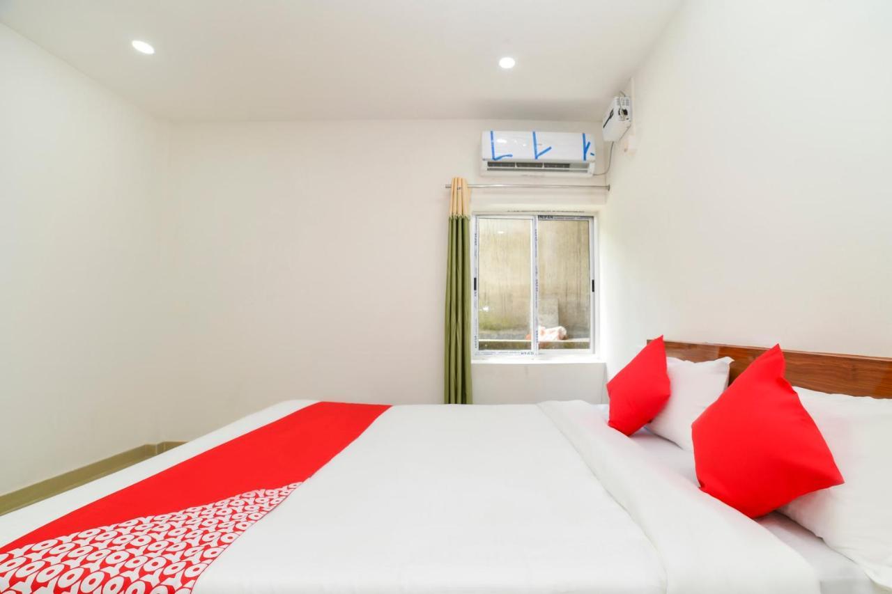 Oyo 40893 Hotel Lotus Guwahati Ngoại thất bức ảnh